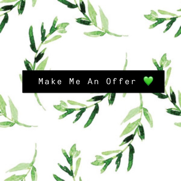 🌱2/$15 GAP 100% Cotton T-Shirt - Picture 2 of 2